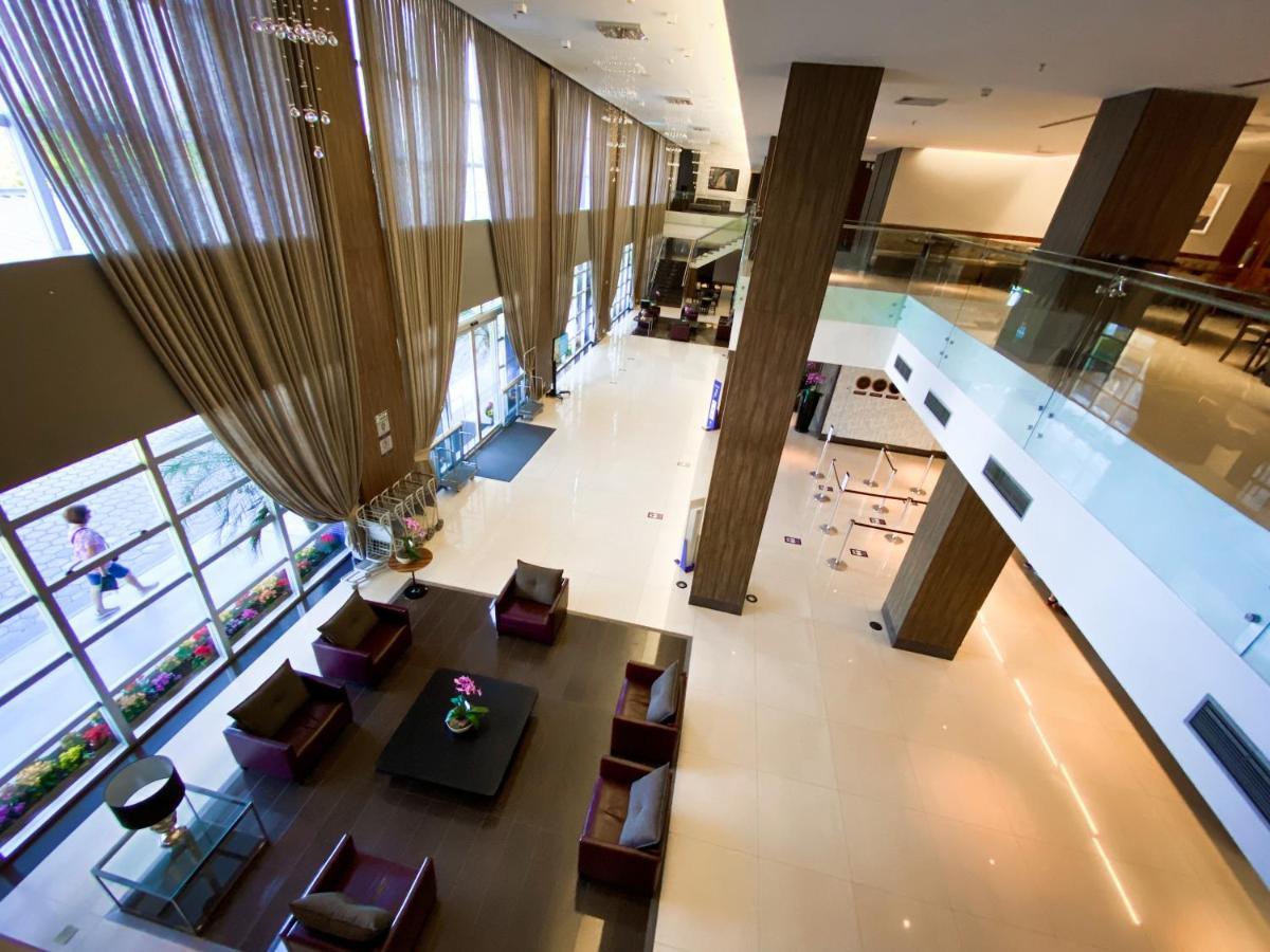 Hotel Rainha Do Brasil Aparecida  Bagian luar foto